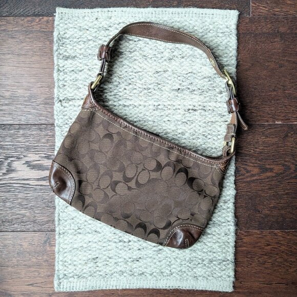 Coach Classic Hobo Purse - Picture 2 of 5